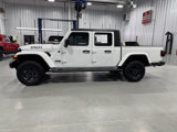 Used 2023 Jeep Gladiator Willys image 2
