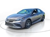 Used 2023 Toyota Camry SE image 2