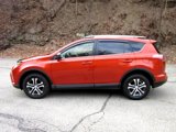 Used 2016 Toyota RAV4 LE image 2