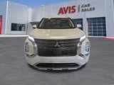 Used 2023 Mitsubishi Outlander SE image 2