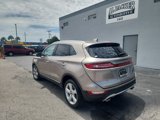 Used 2018 Lincoln MKC Premiere image 3