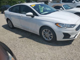 Used 2020 Ford Fusion SE image 4