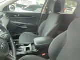 Used 2017 Kia Sorento LX image 3