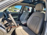 Used 2017 Subaru Outback 2.5i Limited image 2