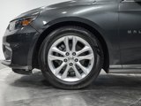 Used 2017 Chevrolet Malibu LT image 3