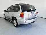 Used 2006 GMC Envoy Denali image 2