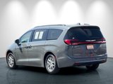 Used 2022 Chrysler Pacifica Touring-L image 6