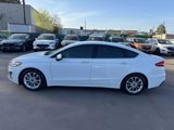 Used 2020 Ford Fusion SE image 3