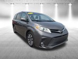 Used 2018 Toyota Sienna XLE image 2