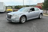 Used 2016 Chrysler 300 C image 6