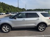 Used 2018 Ford Explorer XLT image 4