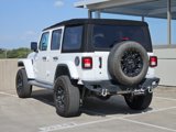 Used 2018 Jeep Wrangler Unlimited Sahara image 3