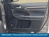 Used 2015 Toyota Highlander Limited Platinum image 6