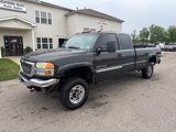 Used 2004 GMC Sierra 2500 SLE w/ Skid Plate Package image 2