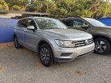Used 2020 Volkswagen Tiguan SE image 2