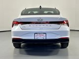 Used 2022 Hyundai Elantra SEL image 6