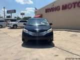 Used 2017 Toyota Sienna Limited image 2