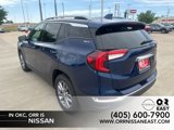 Used 2023 GMC Terrain SLT image 3