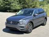 Used 2019 Volkswagen Tiguan SE image 2
