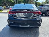 Used 2023 Kia Forte LXS w/ LXS Technology Package image 4
