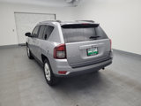 Used 2017 Jeep Compass Latitude image 5