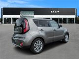 Used 2018 Kia Soul + image 4