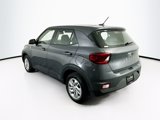 Used 2024 Hyundai Venue SE image 5