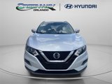 Used 2020 Nissan Versa SV image 2