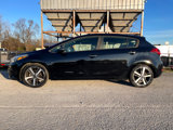 Used 2017 Kia Forte EX image 2