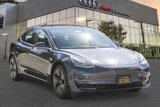 Used 2018 Tesla Model 3 Long Range image 3