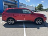 Used 2018 Mitsubishi Outlander SE image 2