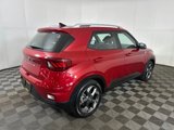 Used 2022 Hyundai Venue Limited image 3