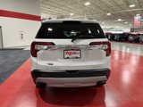 Certified 2023 GMC Acadia SLE w/ Driver Convenience Package image 4