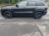 Used 2022 Jeep Grand Cherokee Laredo X image 6