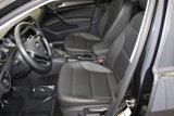 Used 2019 Volkswagen Golf SE image 5