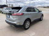 Used 2022 Ford Edge SEL w/ Convenience Package image 4