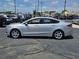Used 2018 Ford Fusion SE w/ Fusion SE Technology Package image 4