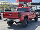 Used 2005 Chevrolet Silverado 2500 LT w/ Heavy-Duty Power Package image 6