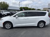 Certified 2022 Chrysler Pacifica Touring-L image 2
