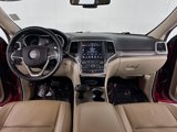 Used 2014 Jeep Grand Cherokee Limited image 3