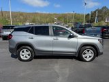 Used 2024 GMC Terrain SLE image 6
