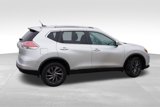 Used 2016 Nissan Rogue SL w/ SL Premium Package image 5