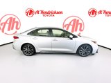 Used 2020 Toyota Corolla SE image 2