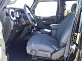 New 2025 Jeep Gladiator Sport image 3
