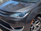 Used 2019 Chrysler Pacifica Touring-L Plus w/ Tire & Wheel Group image 2