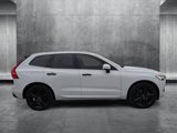 Used 2019 Volvo XC60 T5 Momentum w/ Multimedia Package image 4