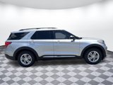 Used 2020 Ford Explorer XLT w/ Equipment Group 202A image 2