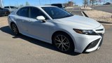 Used 2023 Toyota Camry SE image 3