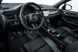 Certified 2025 Porsche Macan image 4