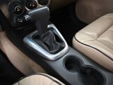 Used 2010 HUMMER H3 Luxury w/ Appearance Package image 4